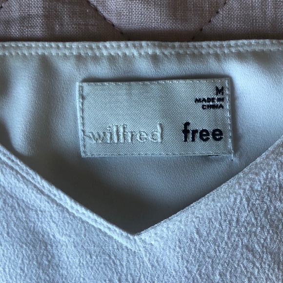 Aritzia blouse - Picture 2 of 4